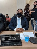 Vereador Alex Abreu pede a suspensão da cobrança das contas de água e da taxa de iluminação pública e quer a transformação das emendas impositivas do legislativo em recursos para o combate a Covid-19